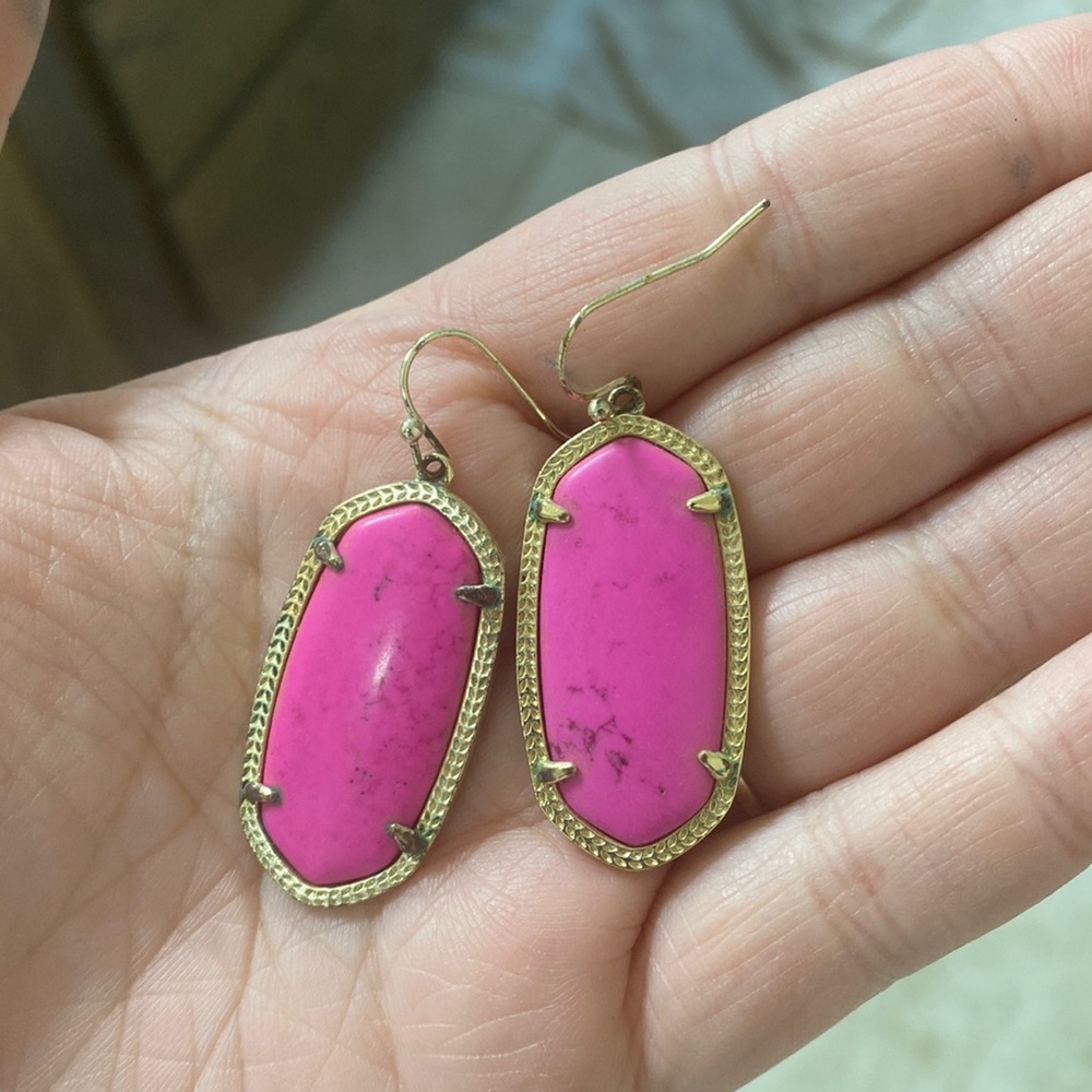 Hot pink Kendra Scott earrings small